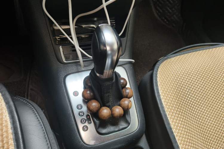 Used Volkswagen Tiguan 2013 1.8TSI Automatic Two-Wheel Drive Luxury Model Gear Lever