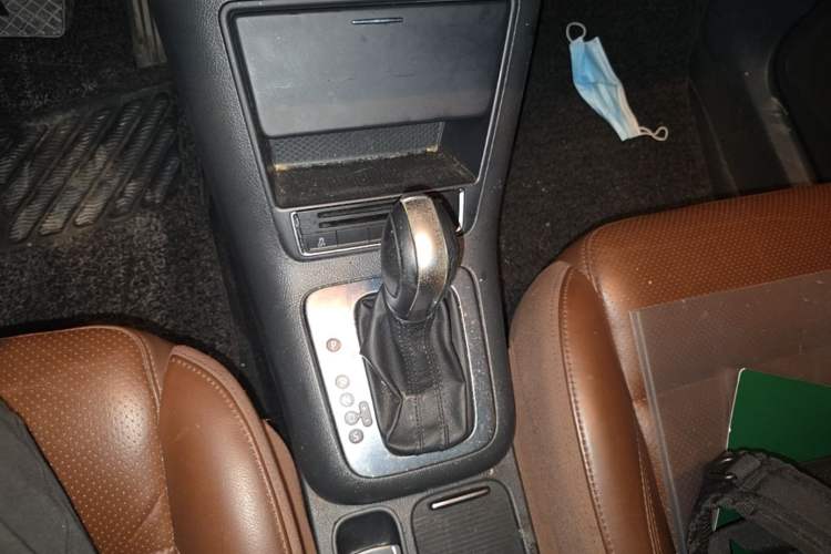 Used Volkswagen Tiguan 2013 1.8TSI Automatic Two-Wheel Drive Luxury Model Gear Lever