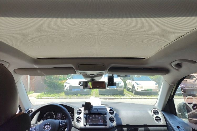 Used Volkswagen Tiguan 2013 2.0 TSI Automatic All-Wheel-Drive Flagship Edition Headliner