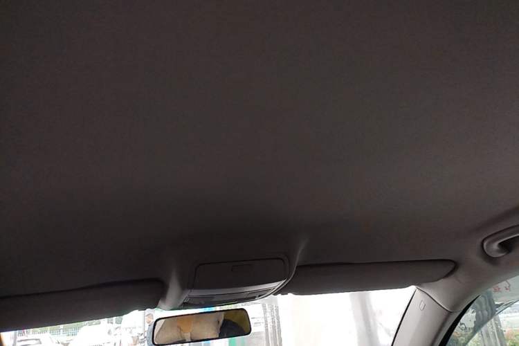 Used Volkswagen Tiguan 2013 1.8 TSI Automatic Two-Wheel Drive Comfort Edition Headliner