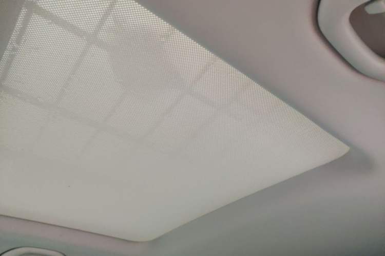 Used Volkswagen Tiguan 2013 2.0 TSI Automatic All-Wheel-Drive Flagship Edition Headliner