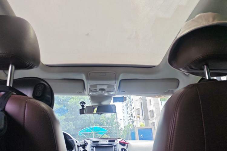 Used Volkswagen Tiguan 2013 2.0 TSI Automatic All-Wheel-Drive Flagship Edition Headliner