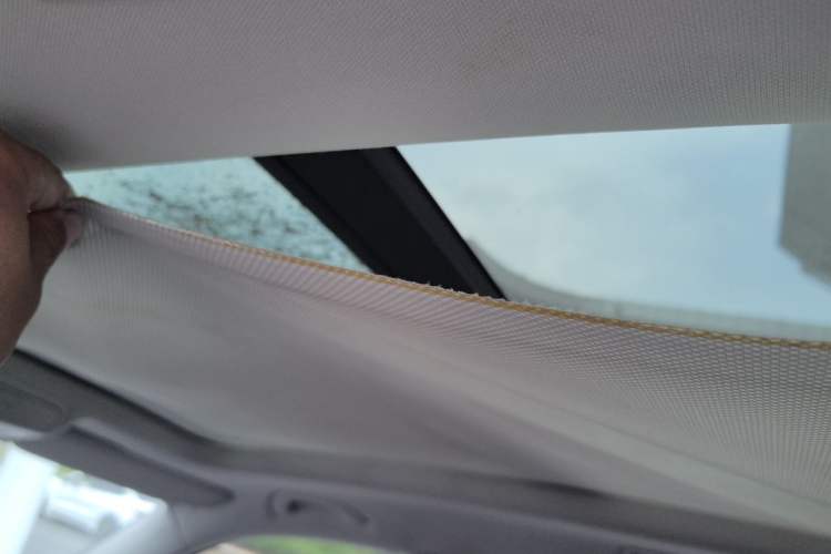 Used Volkswagen Tiguan 2013 1.8TSI Automatic All-Wheel-Drive Comfort Edition Headliner