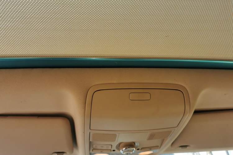 Used Volkswagen Tiguan 2013 1.8TSI Automatic Two-Wheel Drive Luxury Model Headliner