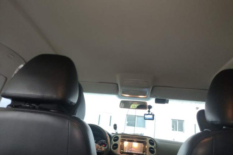 Used Volkswagen Tiguan 2013 1.8 TSI Automatic Two-Wheel Drive Comfort Edition Headliner