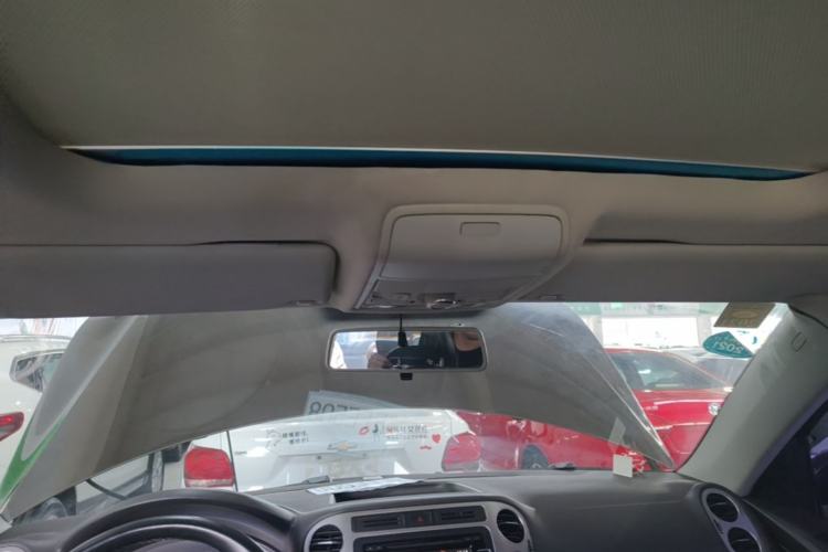 Used Volkswagen Tiguan 2013 1.8TSI Automatic Two-Wheel Drive Luxury Model Headliner