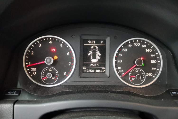 Used Volkswagen Tiguan 2013 1.8 TSI Automatic Two-Wheel Drive Comfort Edition Instrument Cluster