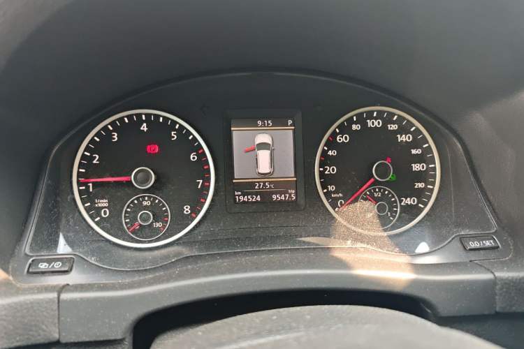 Used Volkswagen Tiguan 2013 2.0 TSI Automatic All-Wheel-Drive Flagship Edition Instrument Cluster