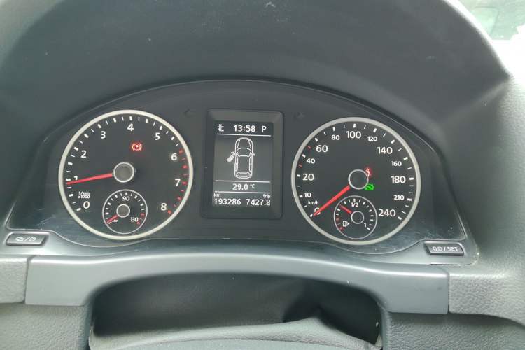 Used Volkswagen Tiguan 2013 1.8 TSI Automatic Two-Wheel Drive Comfort Edition Instrument Cluster