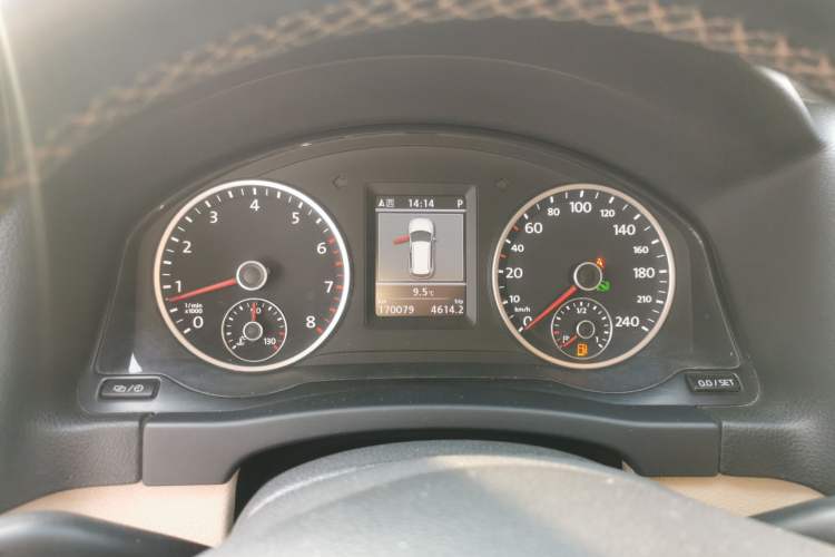 Used Volkswagen Tiguan 2013 1.8TSI Automatic Two-Wheel Drive Luxury Model Instrument Cluster
