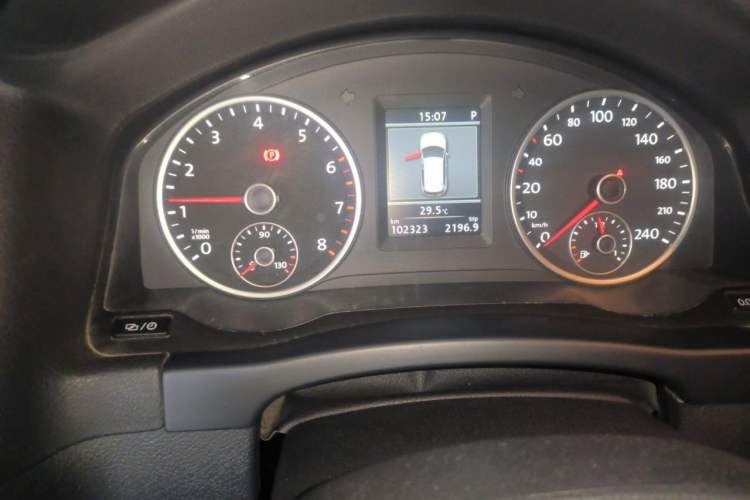 Used Volkswagen Tiguan 2013 1.8TSI Automatic Two-Wheel Drive Luxury Model Instrument Cluster
