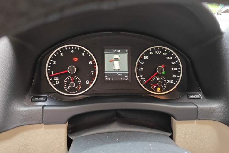 Used Volkswagen Tiguan 2013 1.8TSI Automatic Two-Wheel Drive Luxury Model Instrument Cluster