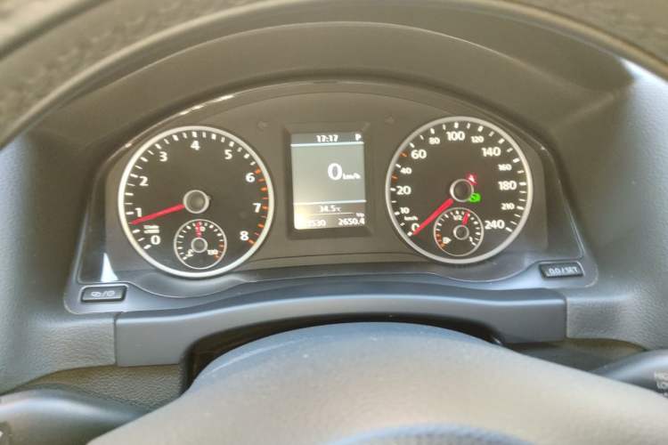 Used Volkswagen Tiguan 2013 1.8TSI Automatic Two-Wheel Drive Luxury Model Instrument Cluster
