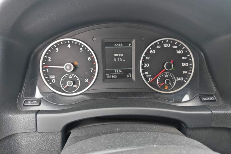 Used Volkswagen Tiguan 2013 1.8 TSI Automatic All-Wheel Drive Luxury Model Instrument Cluster