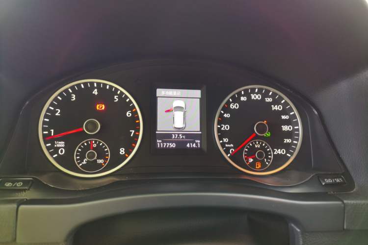 Used Volkswagen Tiguan 2013 1.8TSI Automatic Two-Wheel Drive Luxury Model Instrument Cluster