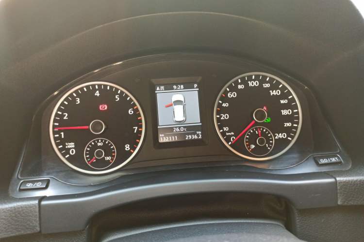 Used Volkswagen Tiguan 2013 1.8TSI Automatic Two-Wheel Drive Luxury Model Instrument Cluster