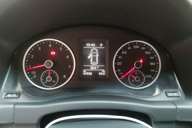 Used Volkswagen Tiguan 2013 1.8TSI Automatic All-Wheel-Drive Comfort Edition Instrument Cluster