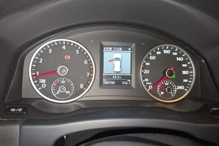 Used Volkswagen Tiguan 2013 1.8TSI Automatic Two-Wheel Drive Luxury Model Instrument Cluster