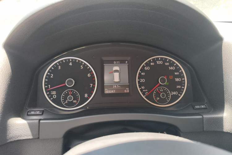 Used Volkswagen Tiguan 2013 1.8TSI Automatic Two-Wheel Drive Luxury Model Instrument Cluster