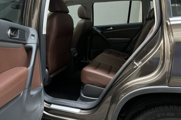 Used Volkswagen Tiguan 2013 1.8TSI Automatic Two-Wheel Drive Luxury Model Interior 3