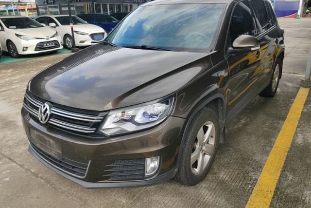 Ojetý Volkswagen Tiguan 2013 1.8 TSI Automatic Two-Wheel Drive Comfort Edition