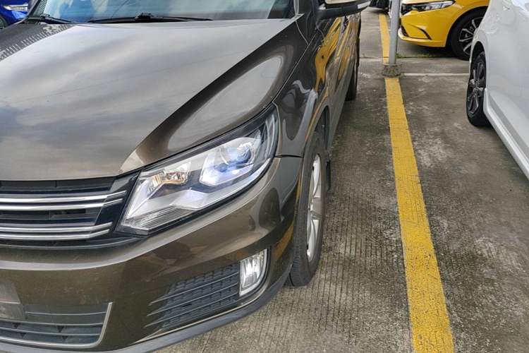 Used Volkswagen Tiguan 2013 1.8 TSI Automatic Two-Wheel Drive Comfort Edition Left Front Headlight