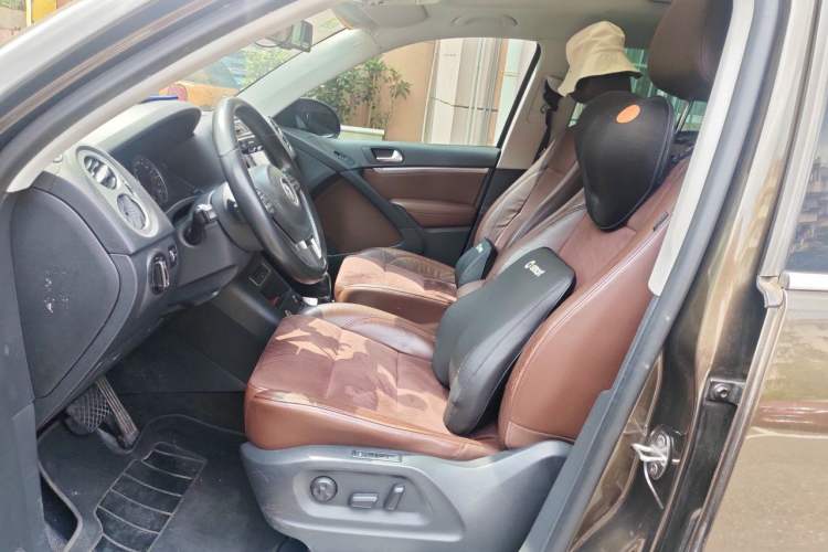 Used Volkswagen Tiguan 2013 2.0 TSI Automatic All-Wheel-Drive Flagship Edition Left Front Seat