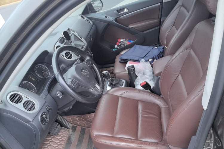 Used Volkswagen Tiguan 2013 1.8TSI Automatic All-Wheel-Drive Comfort Edition Left Front Seat