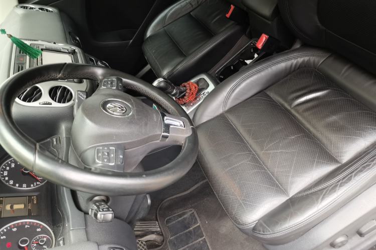 Used Volkswagen Tiguan 2013 1.8 TSI Automatic All-Wheel Drive Luxury Model Left Front Seat