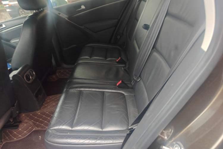 Used Volkswagen Tiguan 2013 1.8 TSI Automatic Two-Wheel Drive Comfort Edition Left Rear Seat