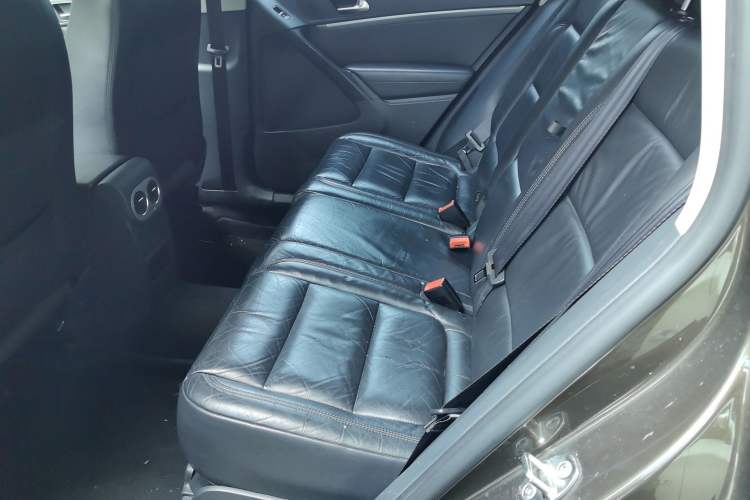 Used Volkswagen Tiguan 2013 1.8 TSI Automatic Two-Wheel Drive Comfort Edition Left Rear Seat