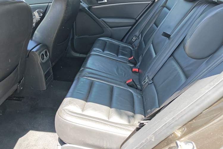Used Volkswagen Tiguan 2013 1.8 TSI Automatic Two-Wheel Drive Comfort Edition Left Rear Seat