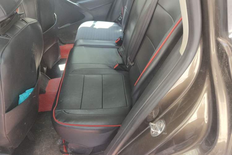 Used Volkswagen Tiguan 2013 1.8TSI Automatic Two-Wheel Drive Trend Edition Left Rear Seat