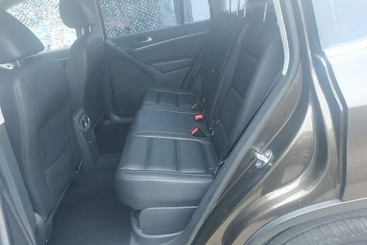 Used Volkswagen Tiguan 2013 1.8TSI Automatic Two-Wheel Drive Luxury Model Left Rear Seat