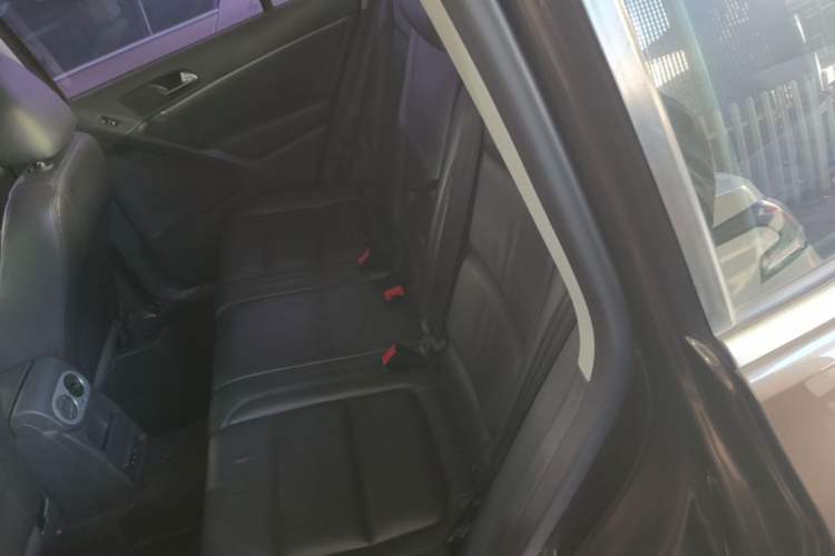 Used Volkswagen Tiguan 2013 1.8TSI Automatic Two-Wheel Drive Luxury Model Left Rear Seat