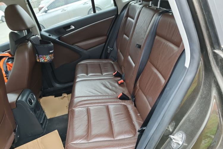 Used Volkswagen Tiguan 2013 1.8 TSI Automatic All-Wheel Drive Luxury Model Left Rear Seat