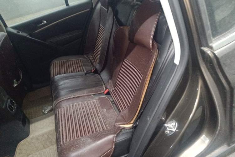Used Volkswagen Tiguan 2013 1.8TSI Automatic All-Wheel-Drive Comfort Edition Left Rear Seat