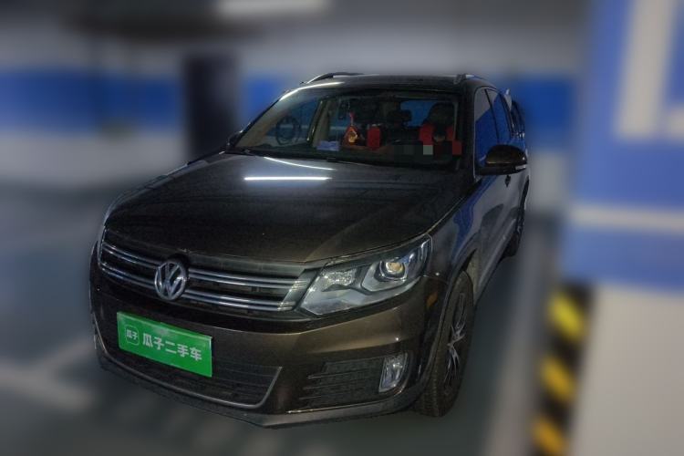 Used Volkswagen Tiguan 2013 1.8TSI Automatic Two-Wheel Drive Luxury Model Guazi used car, China used car export, Used car for sale, Used  cars, Cheapest cars for sale