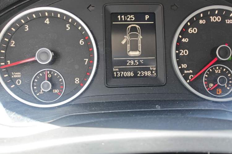 Used Volkswagen Tiguan 2013 1.8 TSI Automatic Two-Wheel Drive Comfort Edition Odometer Close Up