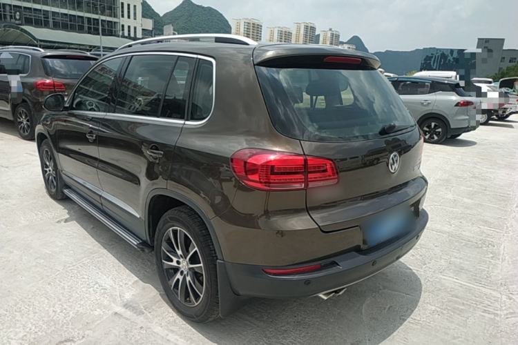Used Volkswagen Tiguan 2013 1.8 TSI Automatic All-Wheel Drive Luxury Model Rear Left 45 Deg