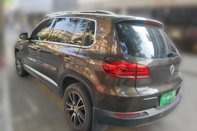 Used Volkswagen Tiguan 2013 1.8TSI Automatic Two-Wheel Drive Luxury Model Rear Left 45 Deg