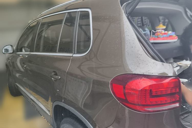Used Volkswagen Tiguan 2013 1.8TSI Automatic Two-Wheel Drive Luxury Model Rear Left 45 Deg