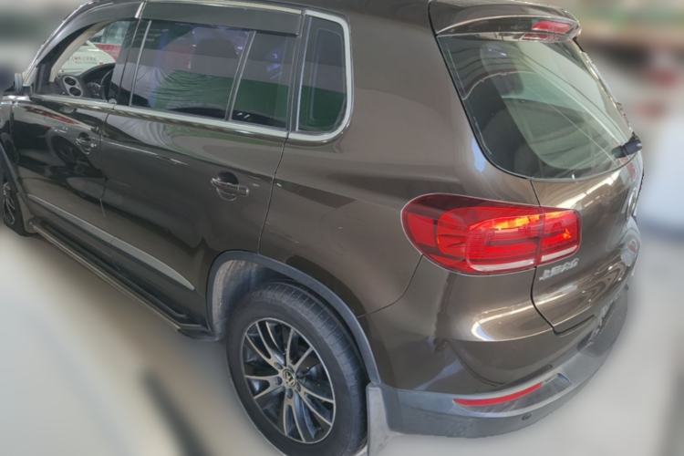 Used Volkswagen Tiguan 2013 1.8TSI Automatic Two-Wheel Drive Luxury Model Rear Left 45 Deg