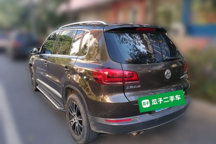 Used Volkswagen Tiguan 2013 1.8 TSI Automatic All-Wheel Drive Luxury Model Rear Left 45 Deg