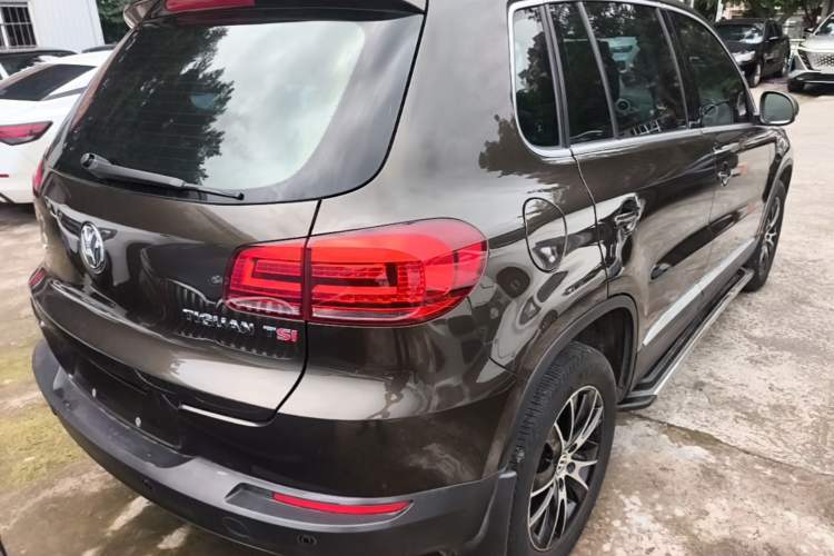 Used Volkswagen Tiguan 2013 1.8TSI Automatic Two-Wheel Drive Luxury Model Rear Right 45 Deg