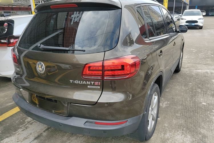 Used Volkswagen Tiguan 2013 1.8 TSI Automatic Two-Wheel Drive Comfort Edition Rear Right 45 Deg