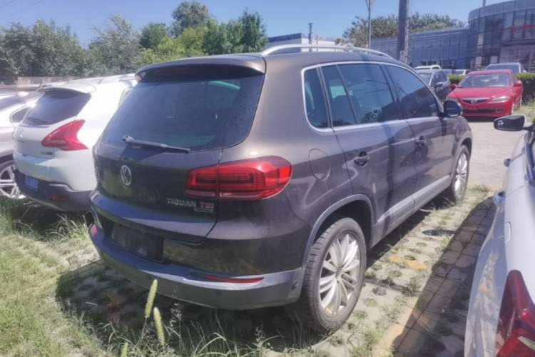 Used Volkswagen Tiguan 2013 2.0 TSI Automatic All-Wheel-Drive Flagship Edition Rear Right 45 Deg