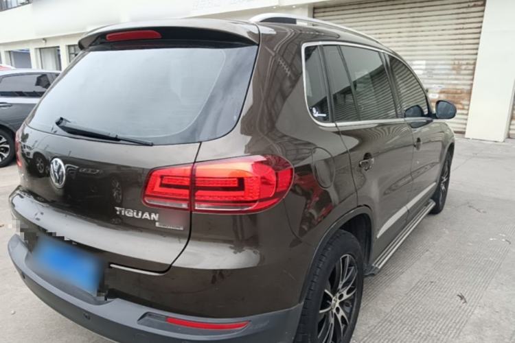 Used Volkswagen Tiguan 2013 2.0 TSI Automatic All-Wheel Drive Luxury Edition Rear Right 45 Deg