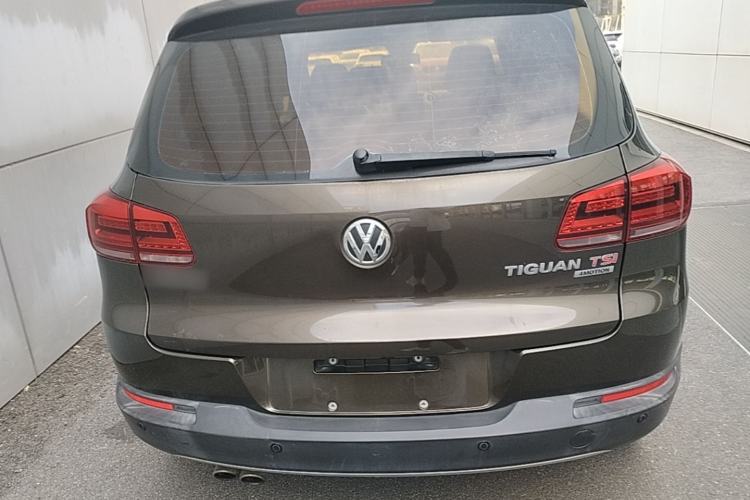 Used Volkswagen Tiguan 2013 2.0 TSI Automatic All-Wheel-Drive Flagship Edition Rear