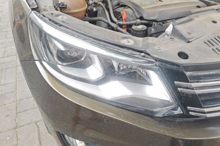Used Volkswagen Tiguan 2013 1.8TSI Automatic Two-Wheel Drive Luxury Model Right Front Headlight